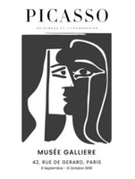 PICASSO MUSEE GALLIERE B&W