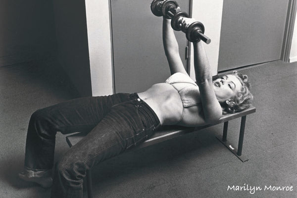 MARILYN MONROE WORKING OUT
